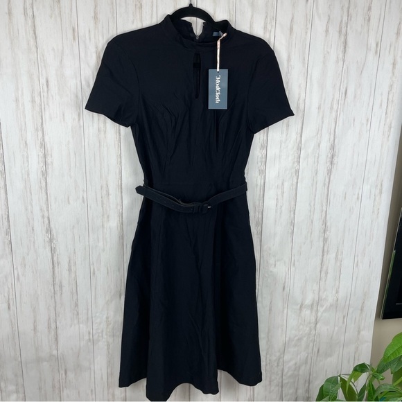 ModCloth NWT black A-line key hole dress medium - Picture 2 of 8